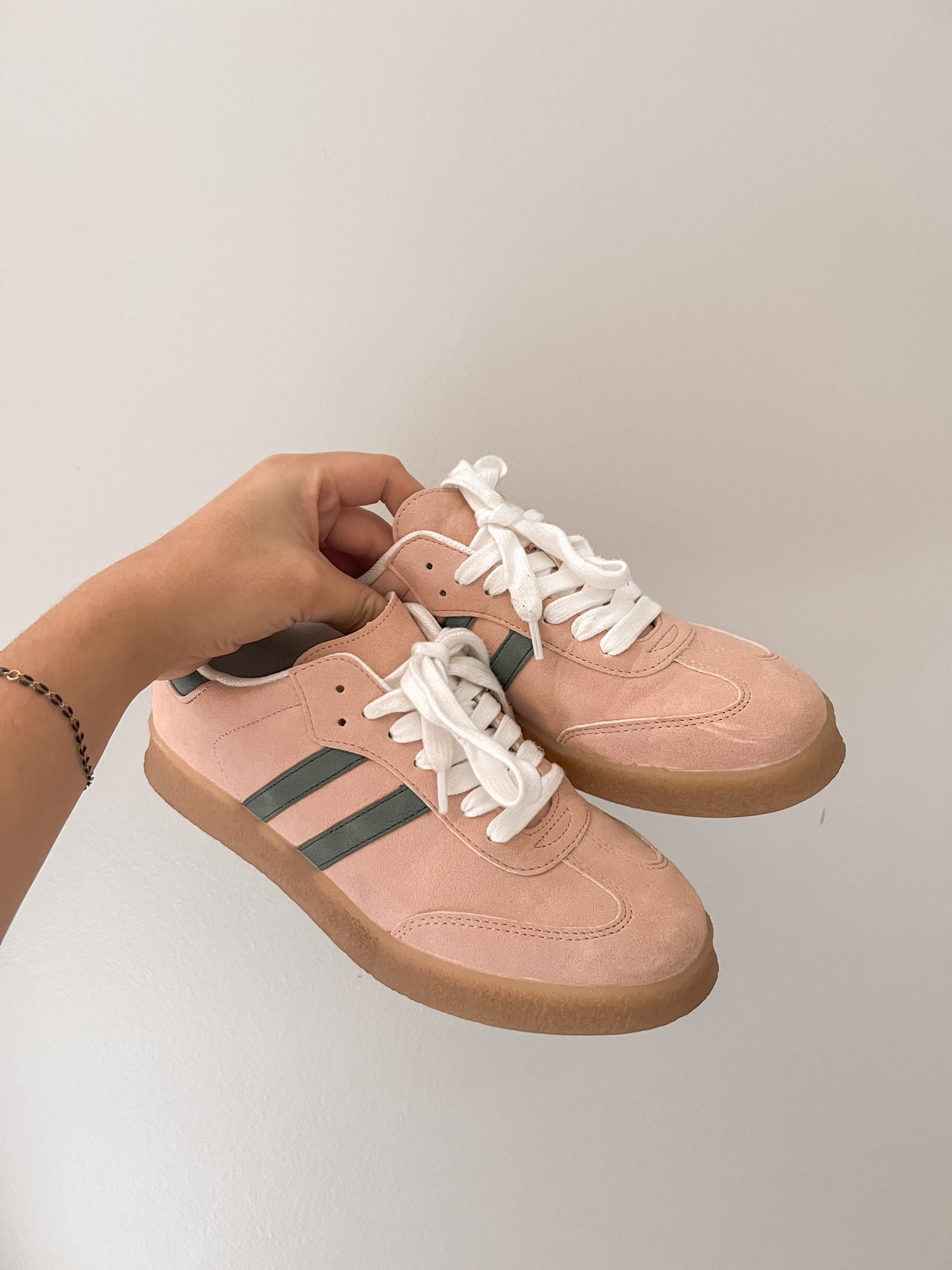 Run It Sneaker