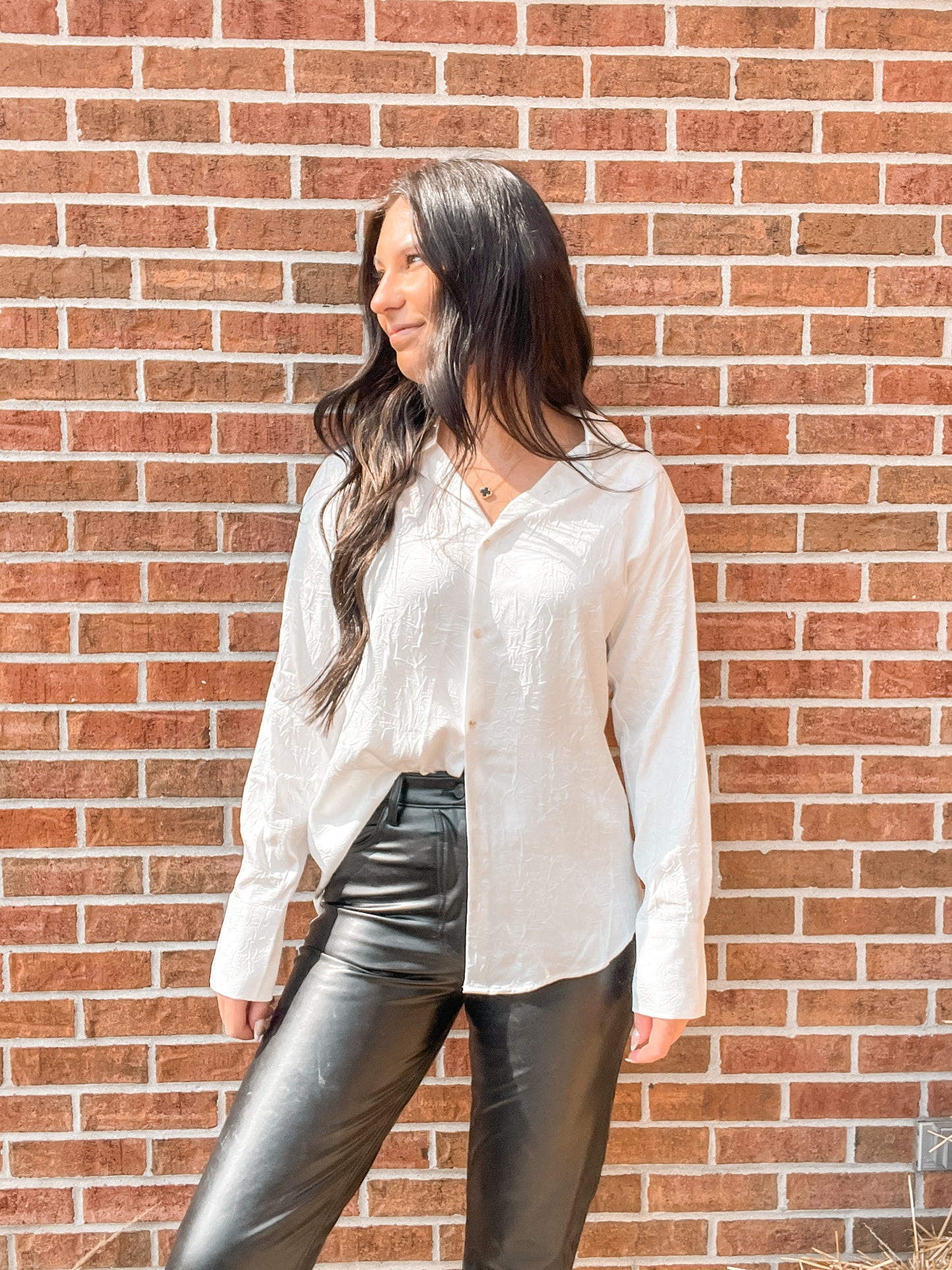 MIOU MUSE WHITE TEXTURED BUTTON DOWN - SMALL (3)
