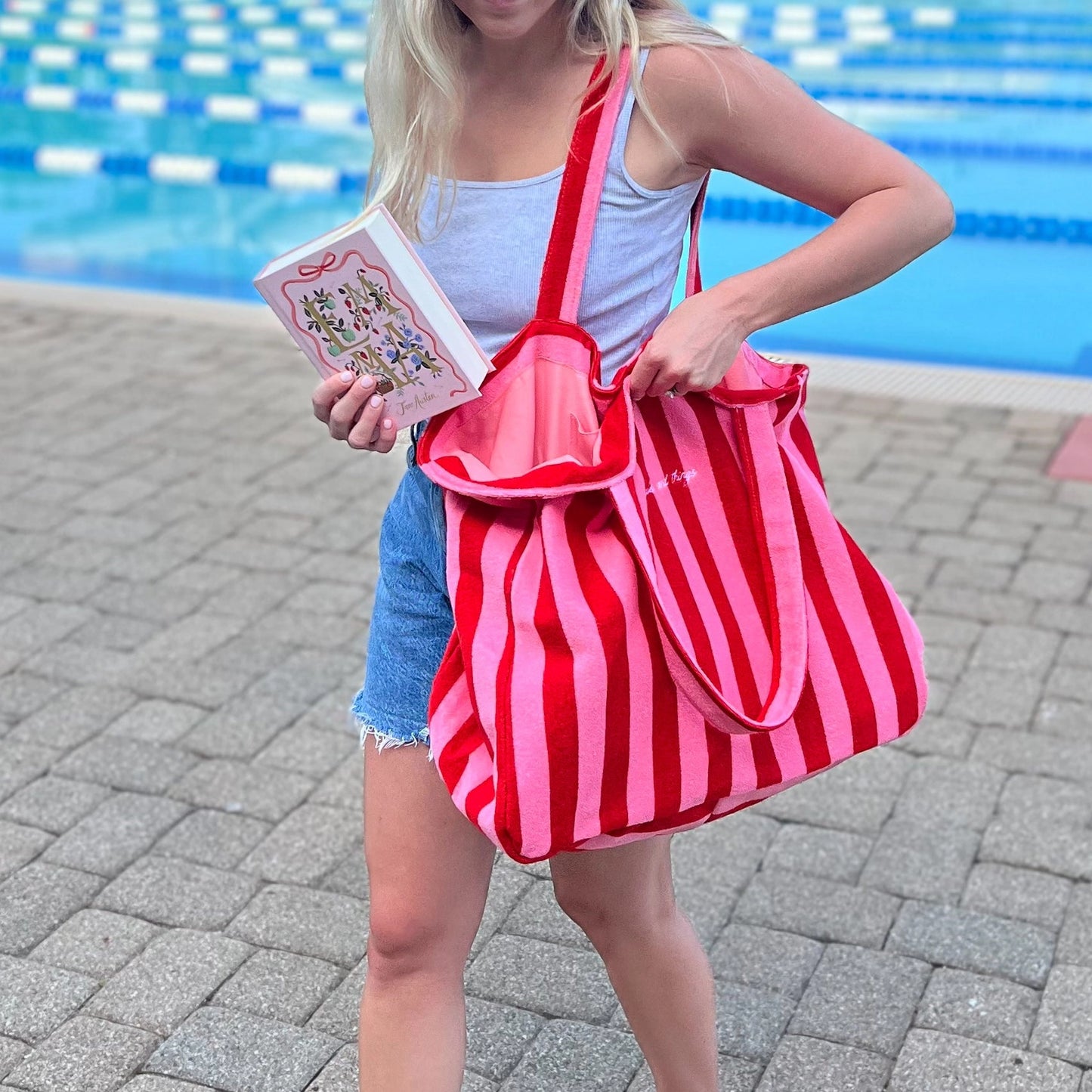 The Bookish Beach Bag