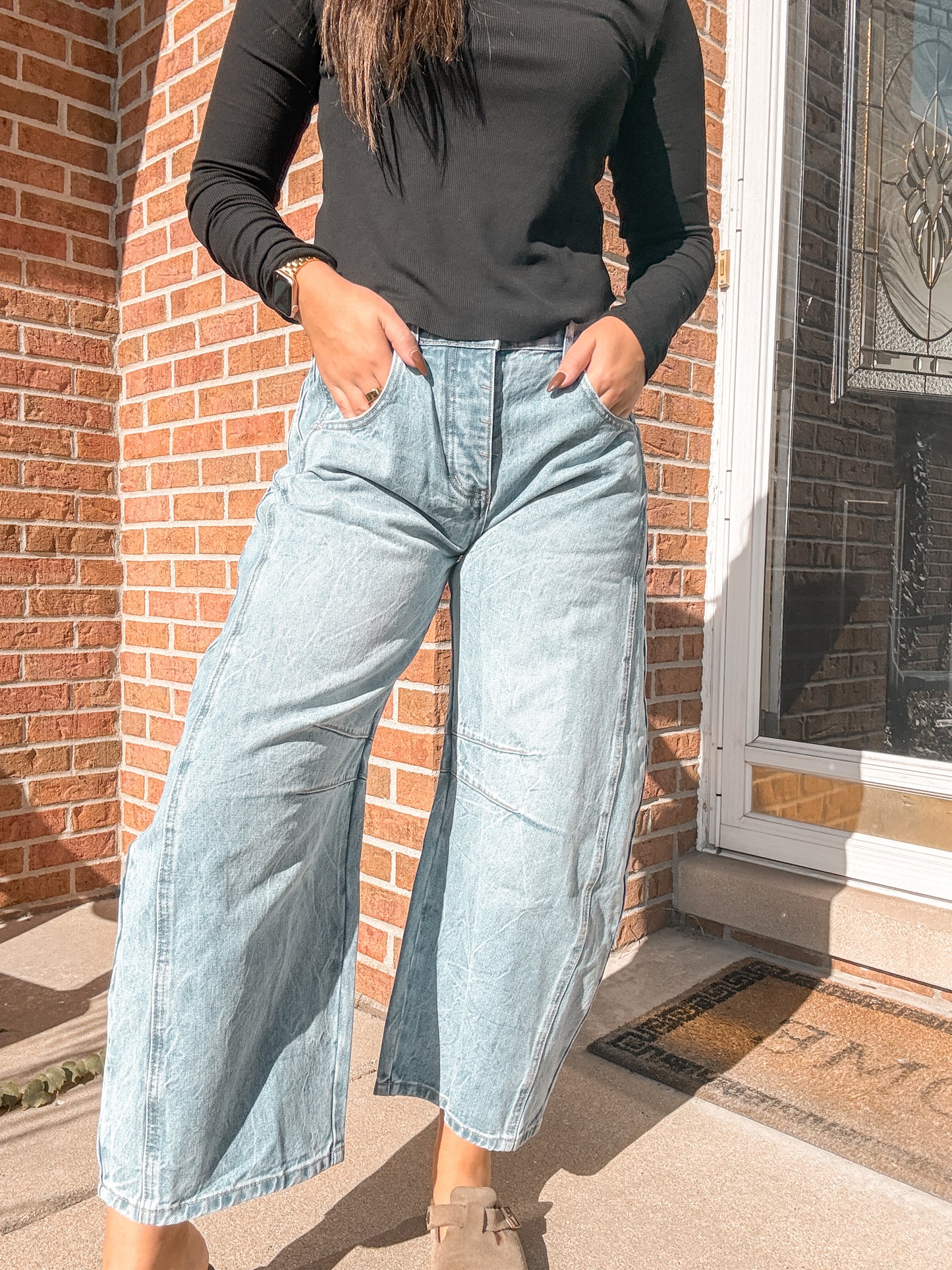 Eesome Barrel Jeans Medium Wash