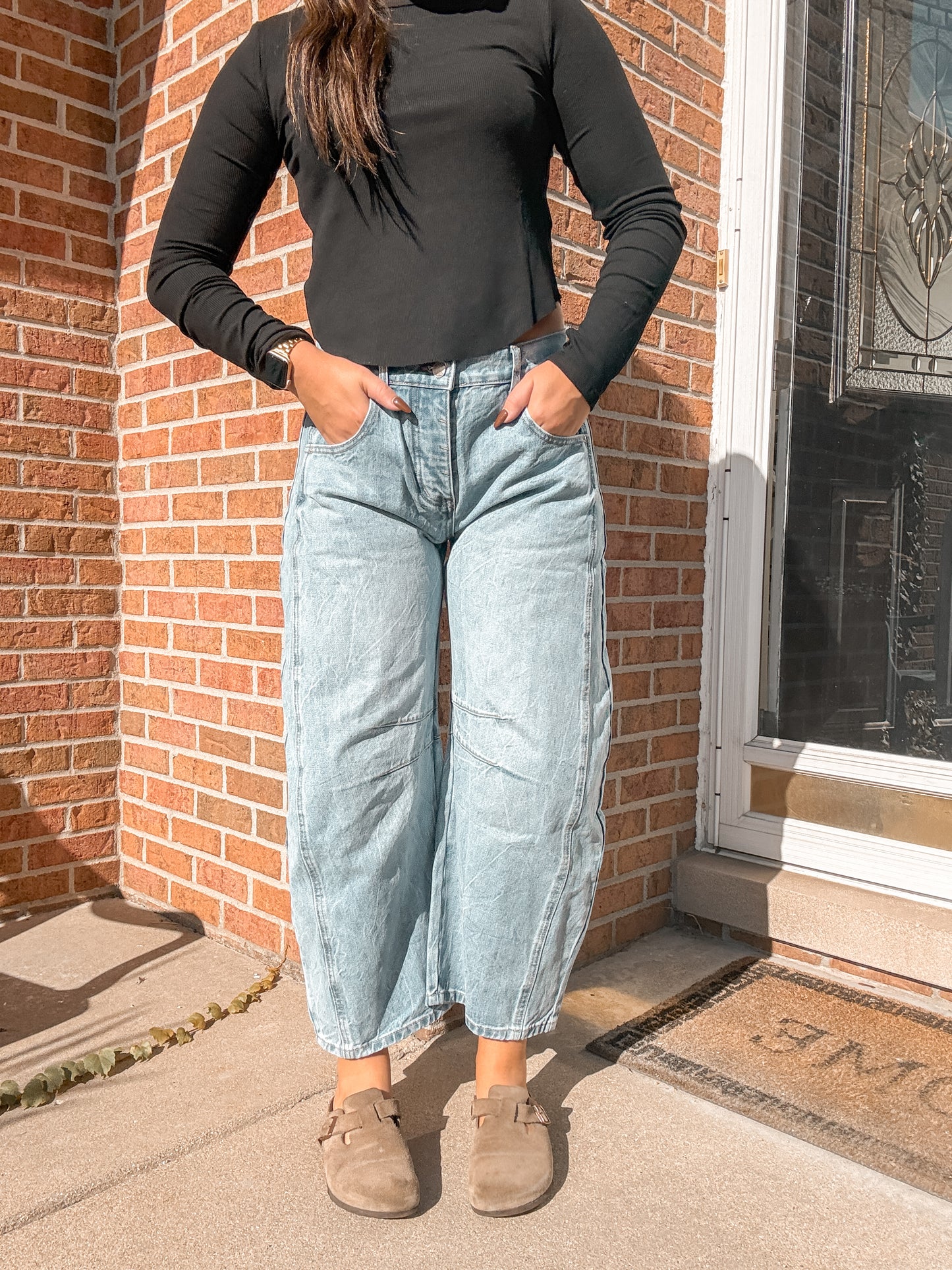 Eesome Barrel Jeans Medium Wash