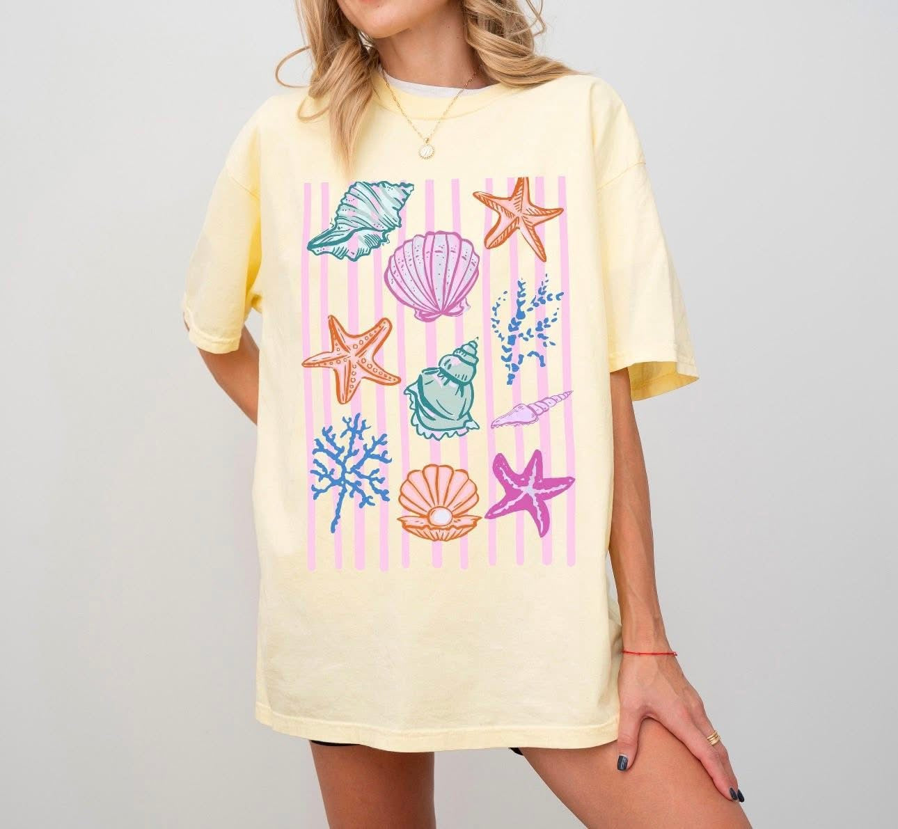 *Tee Tuesday* Beach Aesthetic Collage Tee
